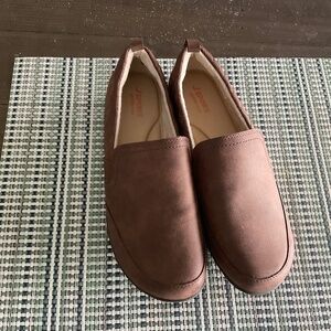JSPORT by Jambu Brown Size 9 Slip On Shoes NWOT